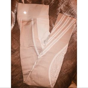 Women’s NUX Leggings/Yoga Pants - NWOT